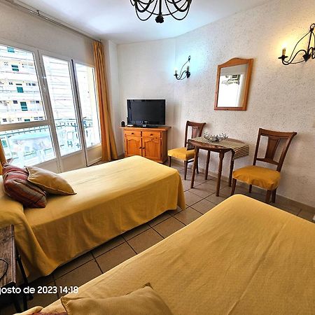 Estudio Acogedor Y Tranquilo En Zona Estupenda Фуэнхирола Экстерьер фото