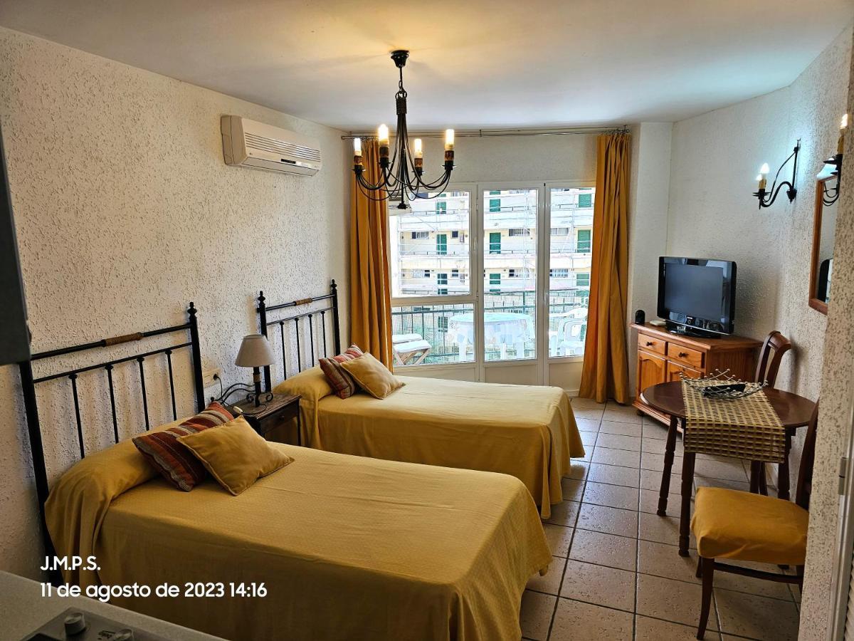 Estudio Acogedor Y Tranquilo En Zona Estupenda Фуэнхирола Экстерьер фото