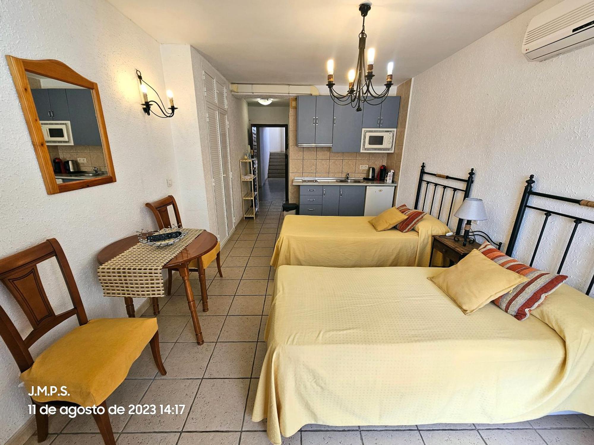 Estudio Acogedor Y Tranquilo En Zona Estupenda Фуэнхирола Экстерьер фото